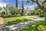 Photo - 116 N Palm Dr House