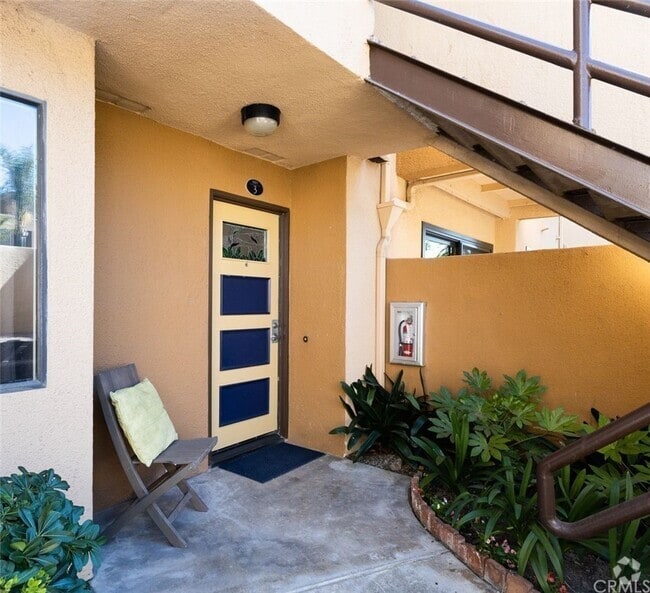 Building Photo - 25671 Le Parc Unit #3 Rental