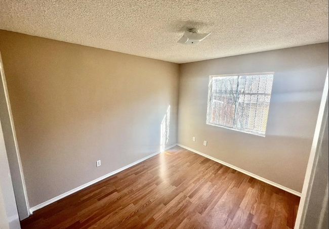 Photo - 1333 Bates Ave Unit 2