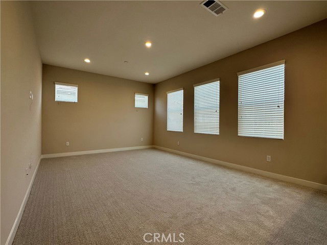 Photo - 150 Edna Pkwy