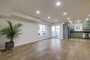 Photo - 2 Bed, 1.5 Bath Stunning, Gated Tri-Level ... Townhome