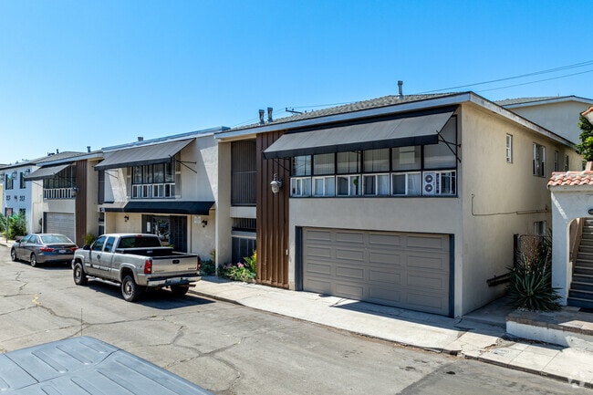 Building Photo - 125 Ximeno Ave. Rental