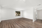 Photo - 433 Autumn Dr Townhome
