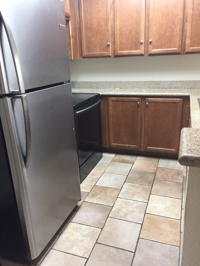 Photo - 432 Edgehill Ln Unit 86