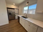 Photo - **Newly Renovated 2BDRM/1BTH with in unit ... Townhome