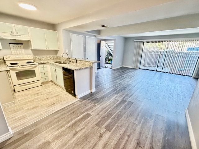 Building Photo - 2266 Denair Ave Unit 211
