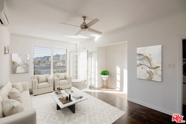 Building Photo - 1201 N Crescent Heights Blvd Unit 504