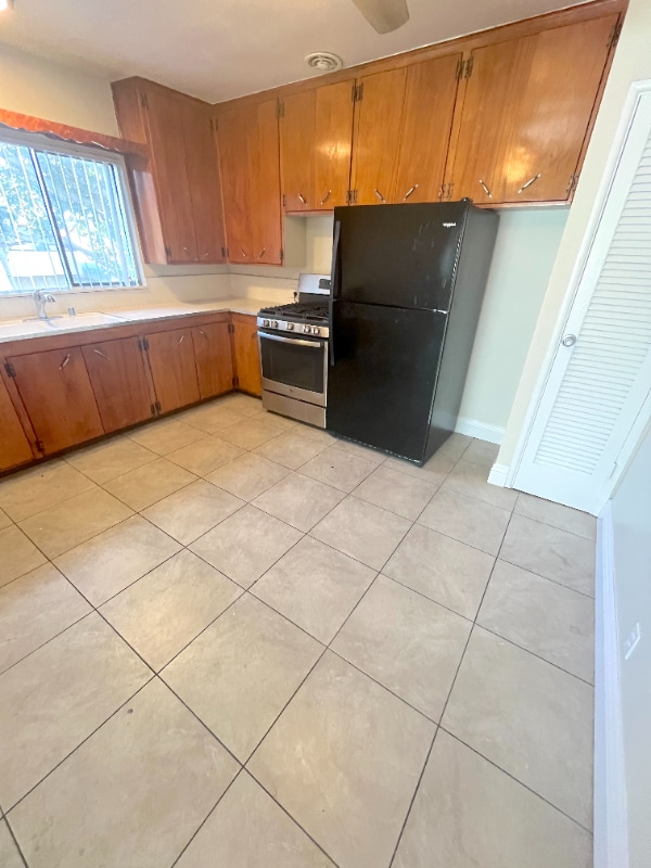 Photo - 504 W F St Unit 504