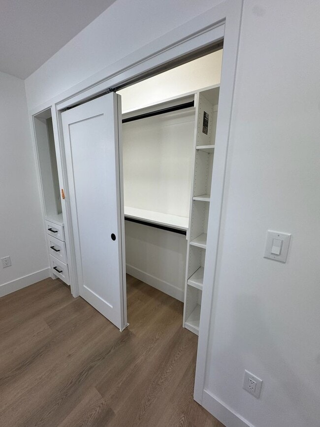 Photo - Stylish Newhall ADU | Modern Comfort Meets... Unit 10