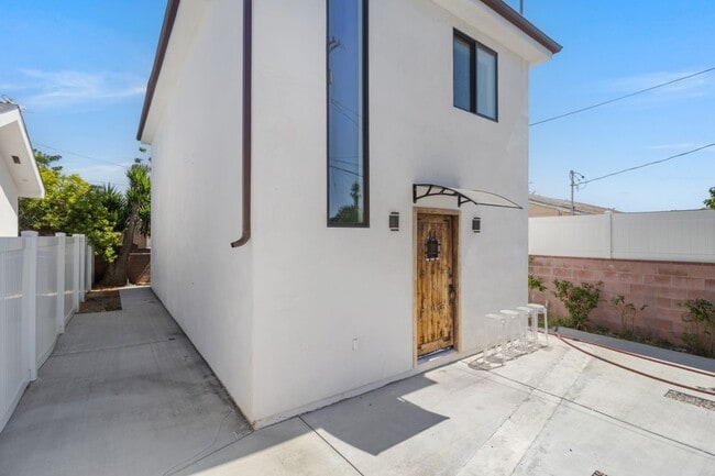 Photo - 7754 Ben Ave