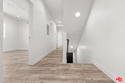 Photo - 603 W 41st Pl