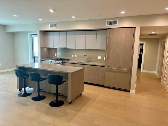 Photo - 39 S Los Robles Ave Unit 4009