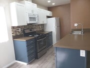 Photo - 1261 Victor St