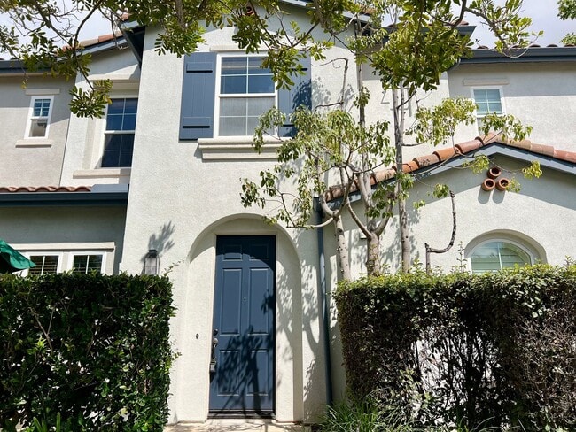 3-Bedroom Condo in the Heart of Costa Mesa - 3-Bedroom Condo in the Heart of Costa Mesa