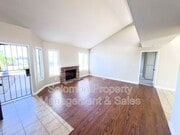 Photo - 905 Viewpoint Dr