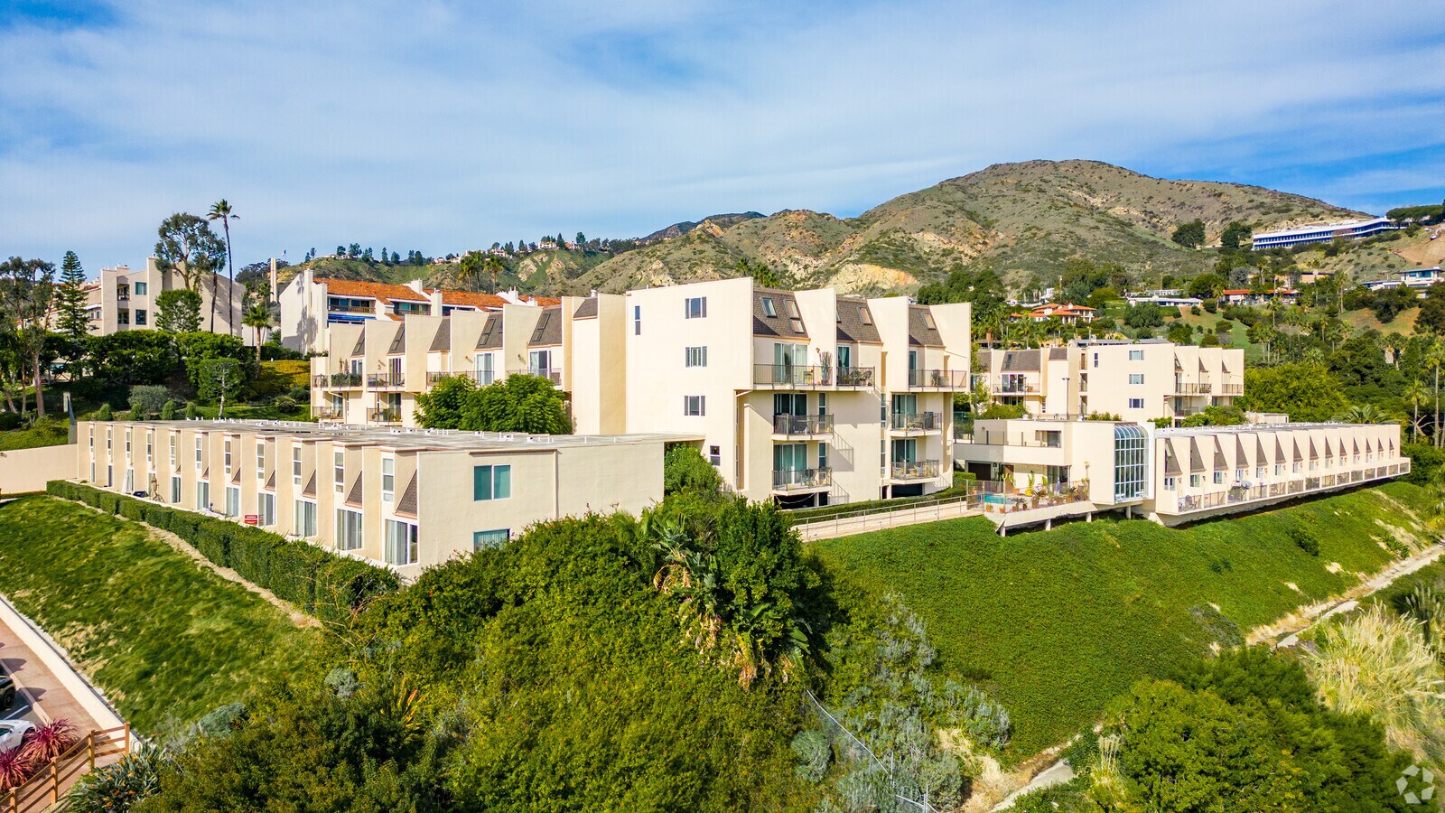Primary - Malibu Canyon Village Townhomes
