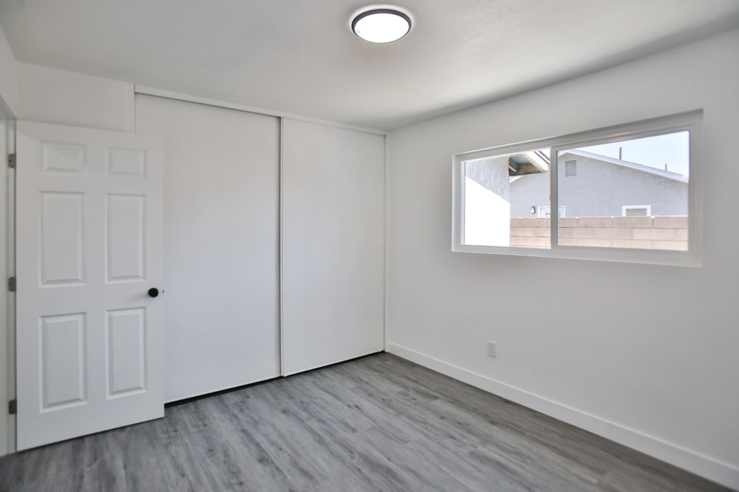 Photo - 440 W Holt Ave Unit B