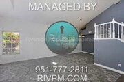 Photo - 549 Bruin Dr