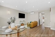 Photo - 1018 W Maple Ave