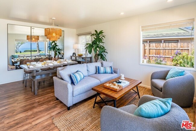 Photo - 1214 Shoreline Dr