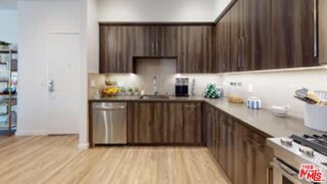 Photo - 3425 W Olive Ave Unit 205