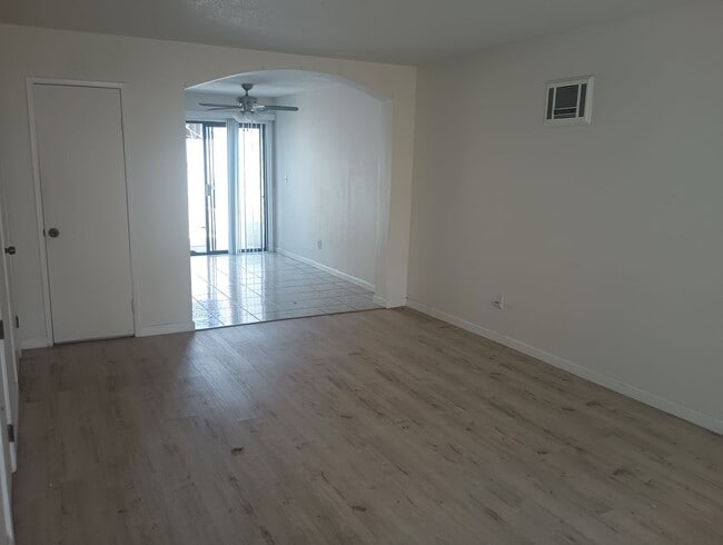 Photo - 2BR/1.5BA Condo in the heart of Oceanside