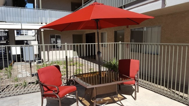 Kendall Brook Apartments - Kendall Brook Apartments