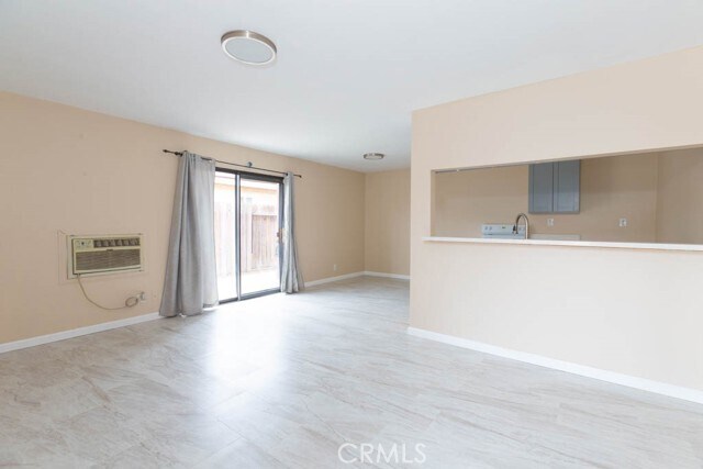 Photo - 426 E Hullett St