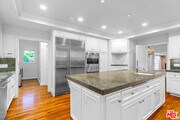 Photo - 721 N Linden Dr House
