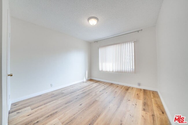 Photo - 1247 22nd St Unit 5