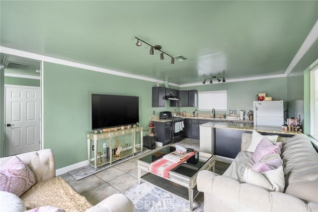 Photo - 10604 Plainview Ave