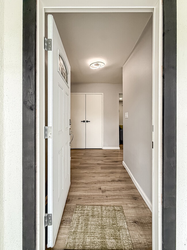 Photo - 717 Watson Ave