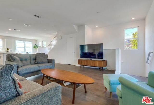 Photo - 2700 E Chaucer St Unit 33