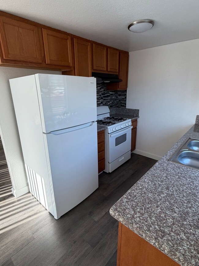 Photo - 8758 Lomita Dr Unit D
