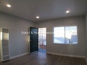 Photo - 815 E 9th St Unit #07