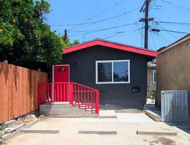 Building Photo - 1575 1/2 Munson Avenue Rental