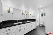 Photo - 17088 Palisades Cir