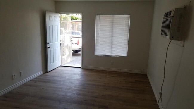 Photo - 315 MINNESOTA Unit 315 MINNESOTA-B-1