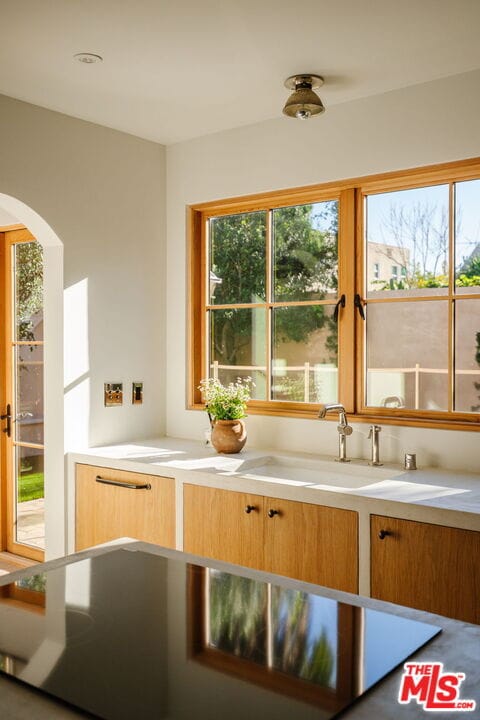 Photo - 2640 Clyde Ave