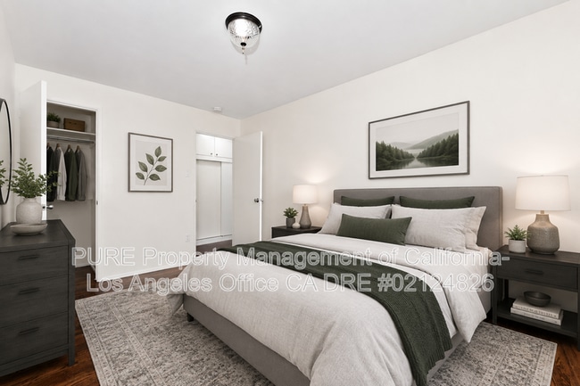 Photo - 4615 168th St