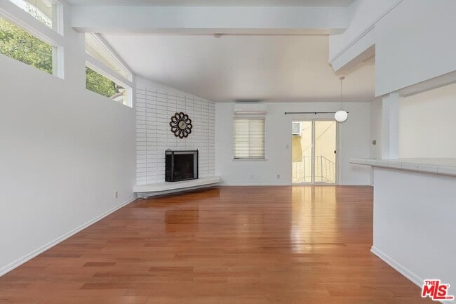 Photo - 8531 Walnut Dr