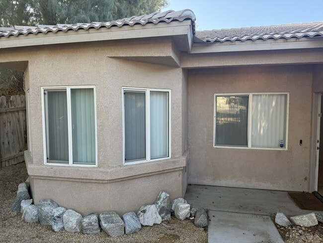 Photo - 66271 6th St