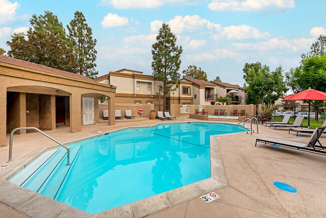 Photo - Meadowood Apartments