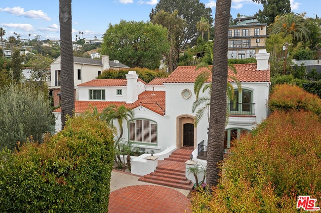 Photo - 1200 N Doheny Dr