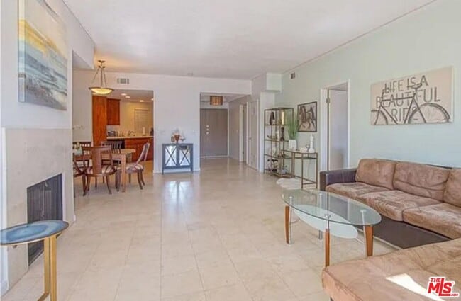 Photo - 723 Westmount Dr Condo Unit 203