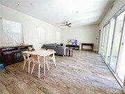Photo - 220 Follyhatch Condo