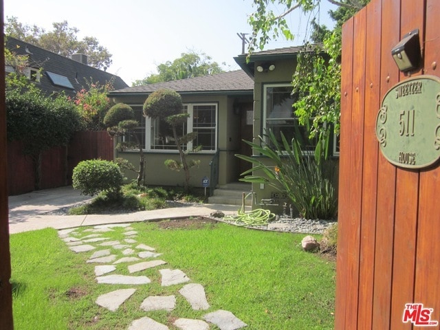 Photo - 511 N Sweetzer Ave House