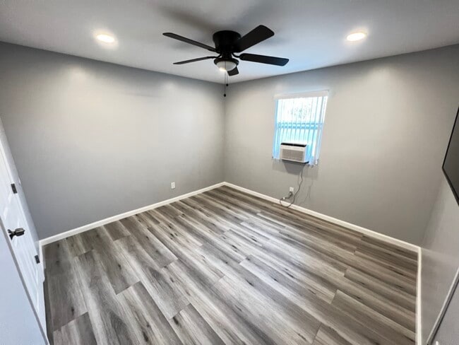 Photo - 132 S Lemon Ave