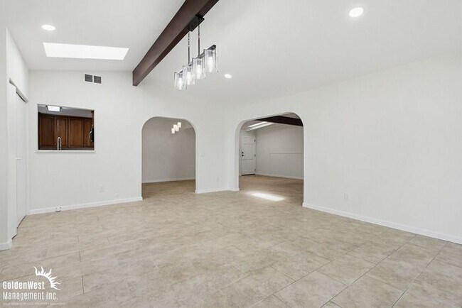 Photo - Newly Remodeled 5Bdm 2Ba Home with Huge Patio!