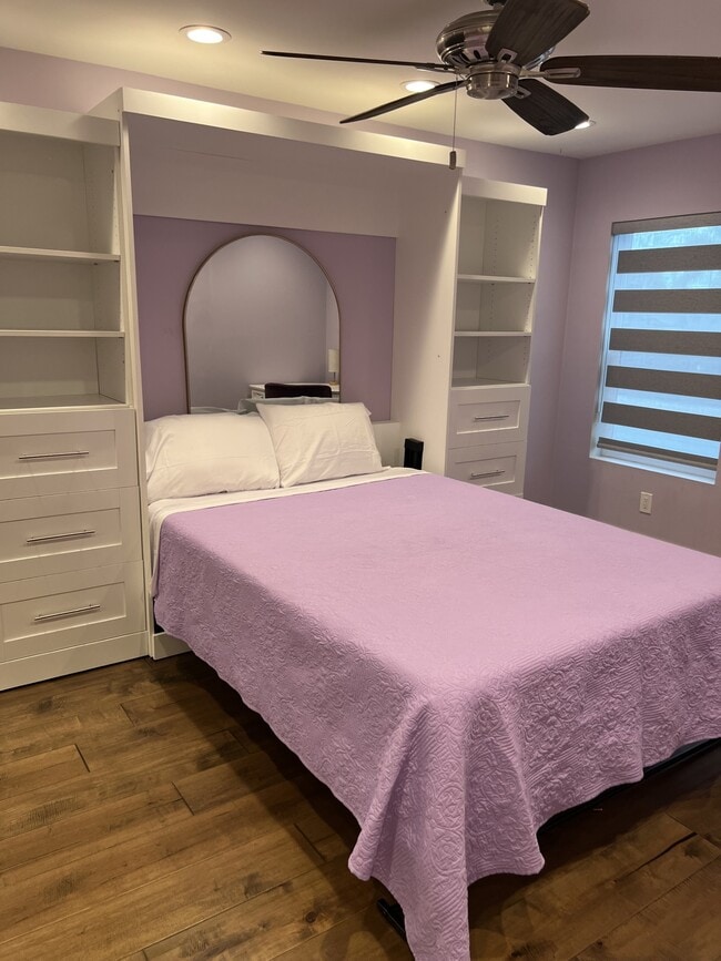 Photo - 843 N Orange St